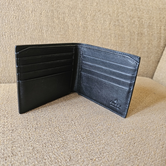 Gucci Leather Black Wallet - Picture 9 of 15